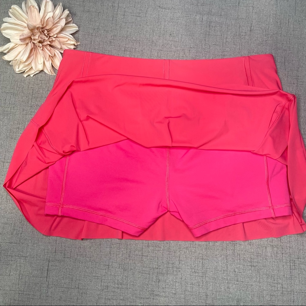 Lululemon Neon Pink Lost in Pace Skirt LipGloss - Picture 9 of 10